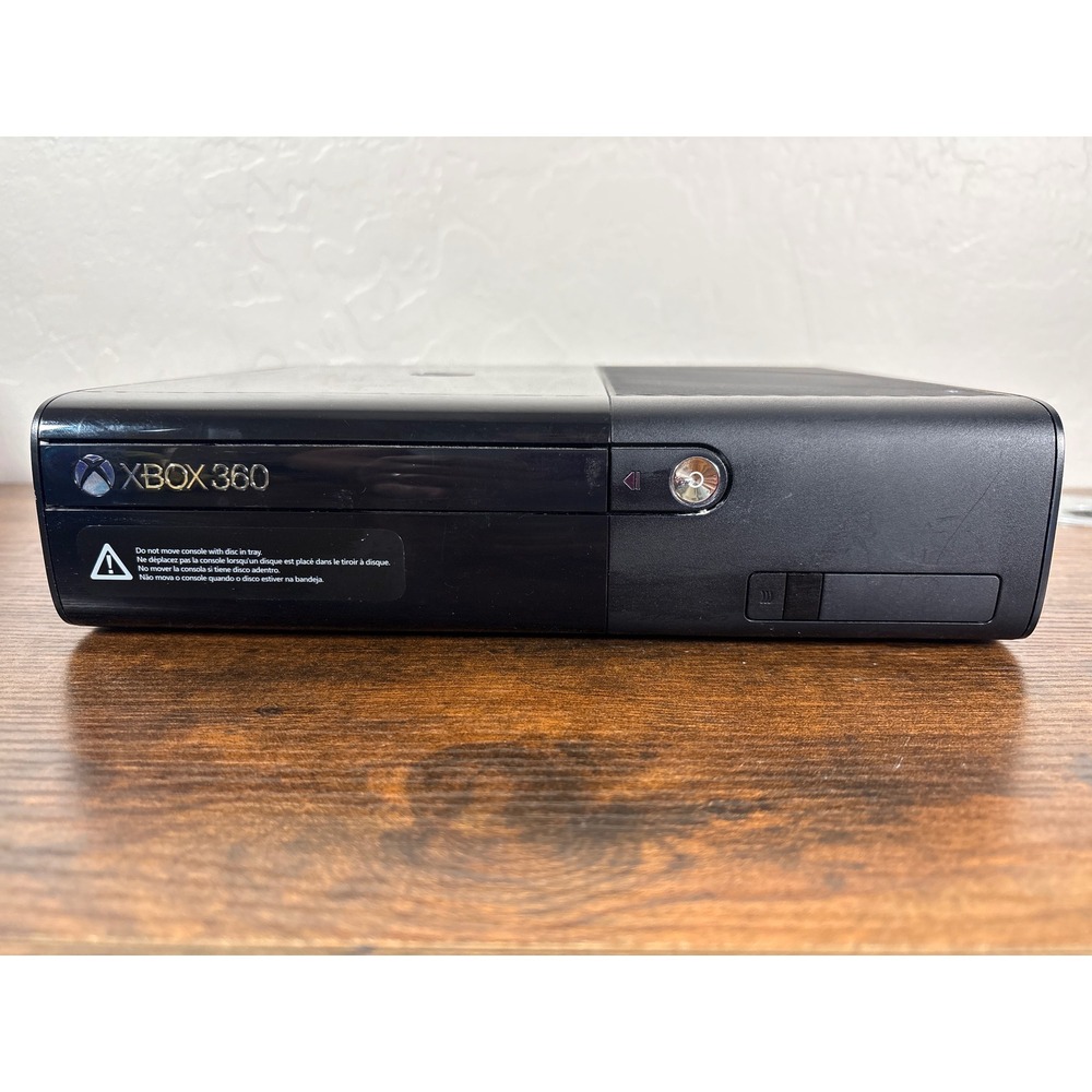 Microsoft Xbox‎ 360 E Console Black Model 1538 2013 MFR Date TESTED WORKING